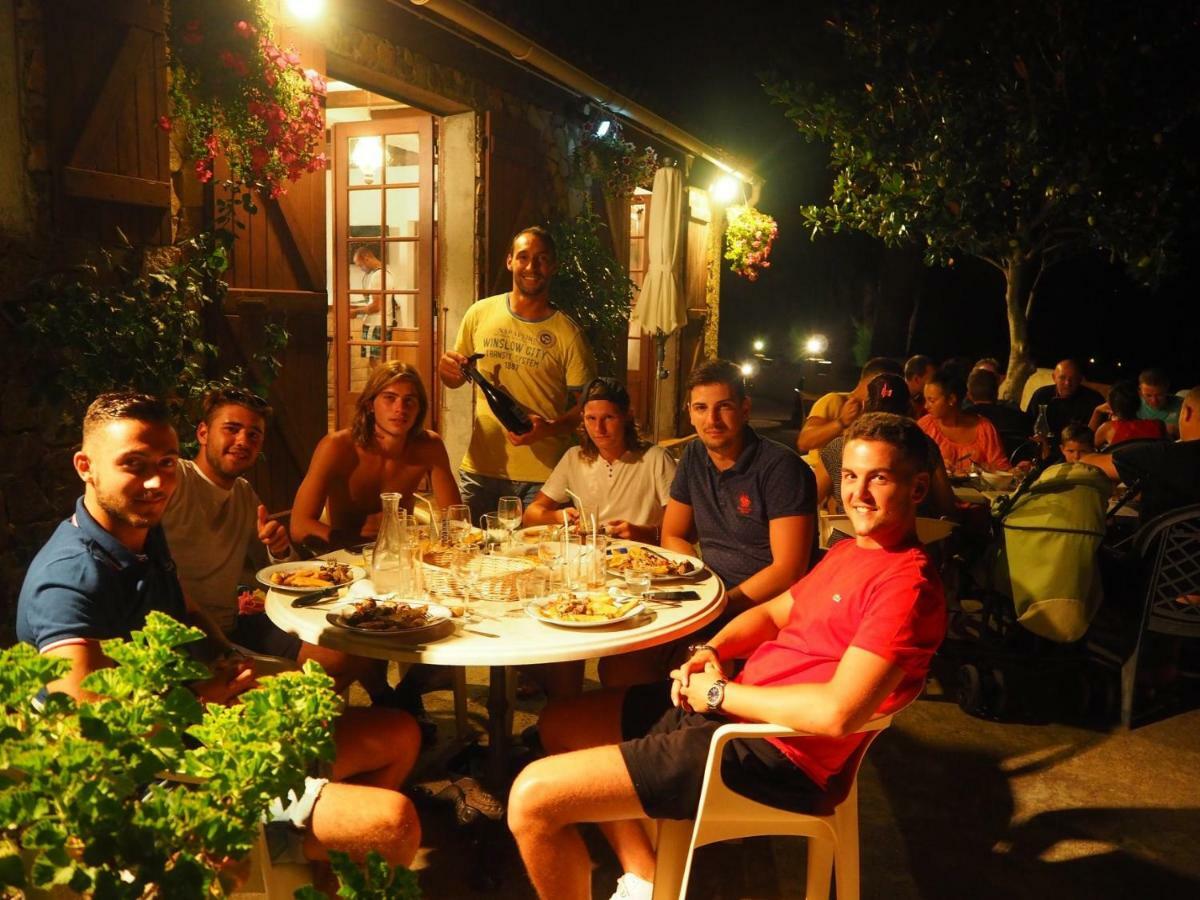 Relais International De La Jeunesse Calvi  Luaran gambar
