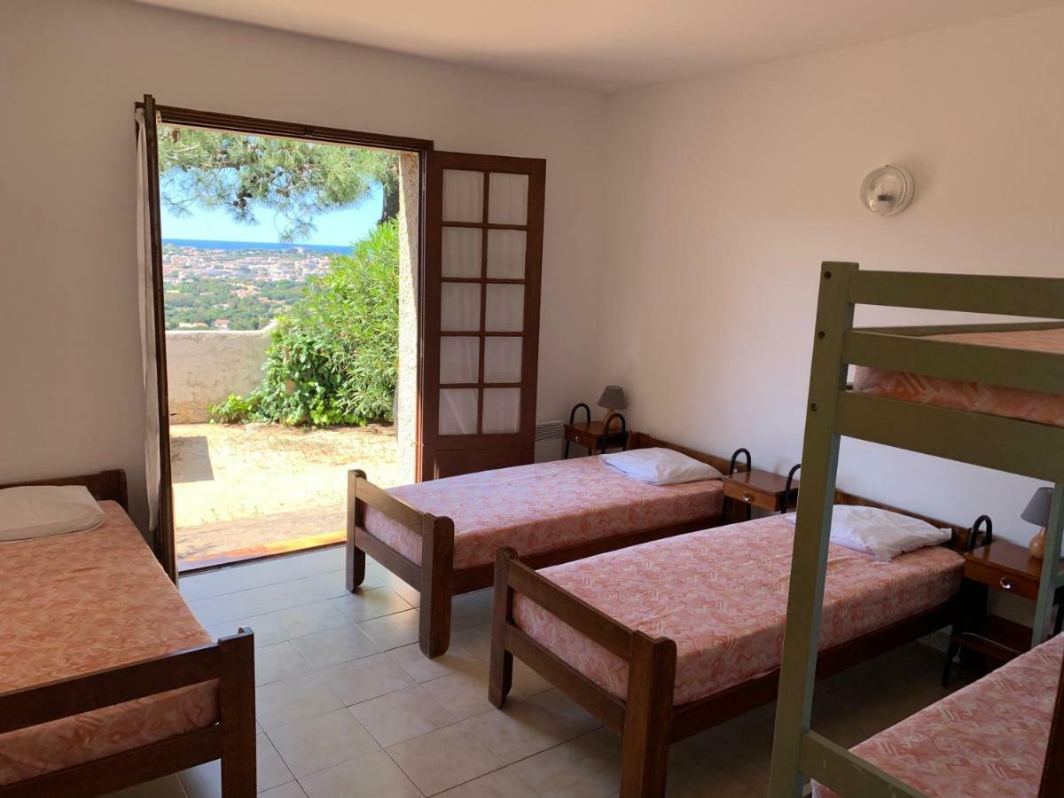 Relais International De La Jeunesse Calvi  Luaran gambar